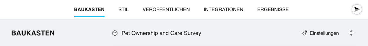 Die obere Navigation des Baukastens mit fünf Tabs, der Einstellungsschaltfläche und der Statusanzeige